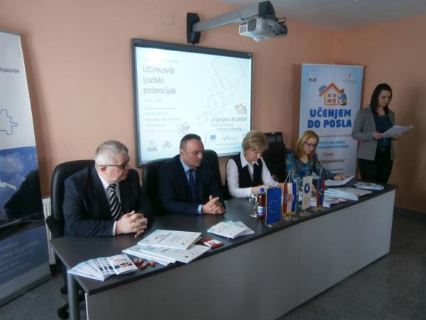 foto/1Početna konferencija "Učenjem do posla"